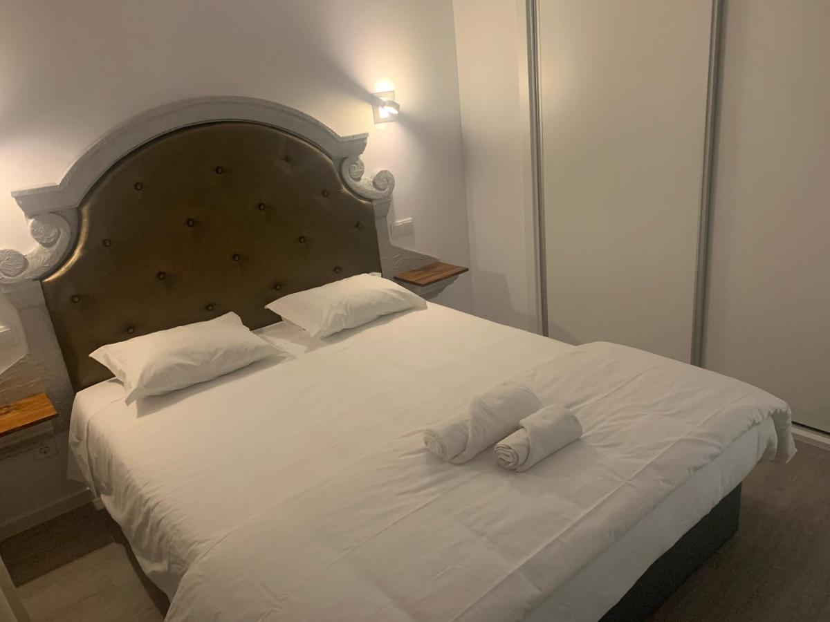 O Frances Bed & Breakfast Нелас Екстериор снимка